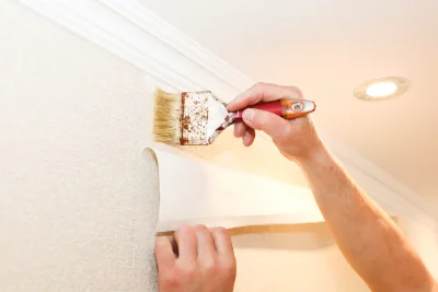 Pose de papier peint à Gussignies — revêtements muraux et toiles de verre